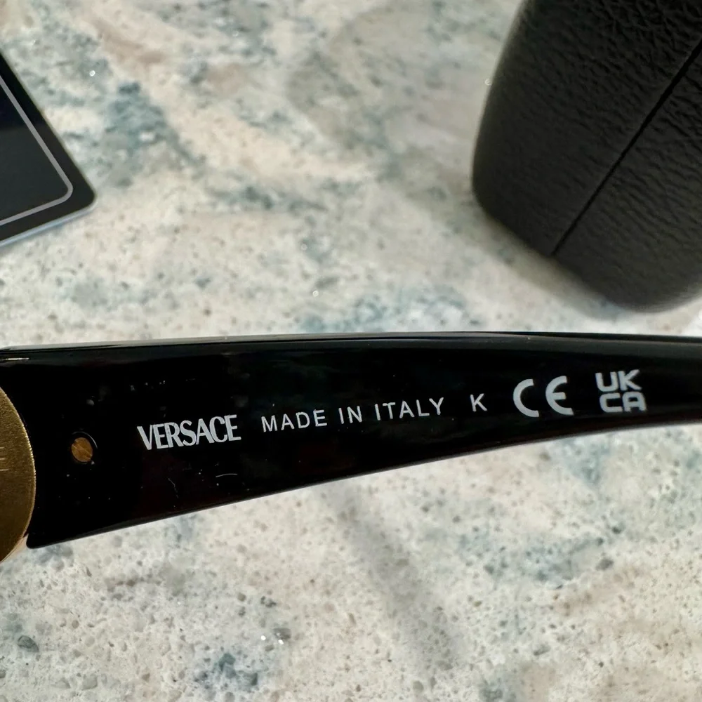Versace Black Sunglasses - Picture 6 of 10